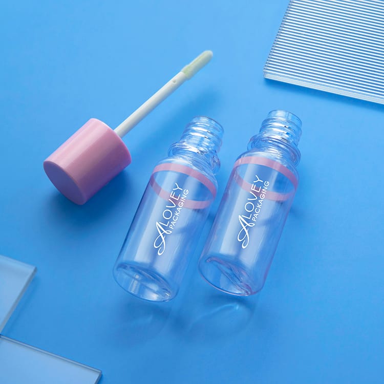 Lip oil tubes